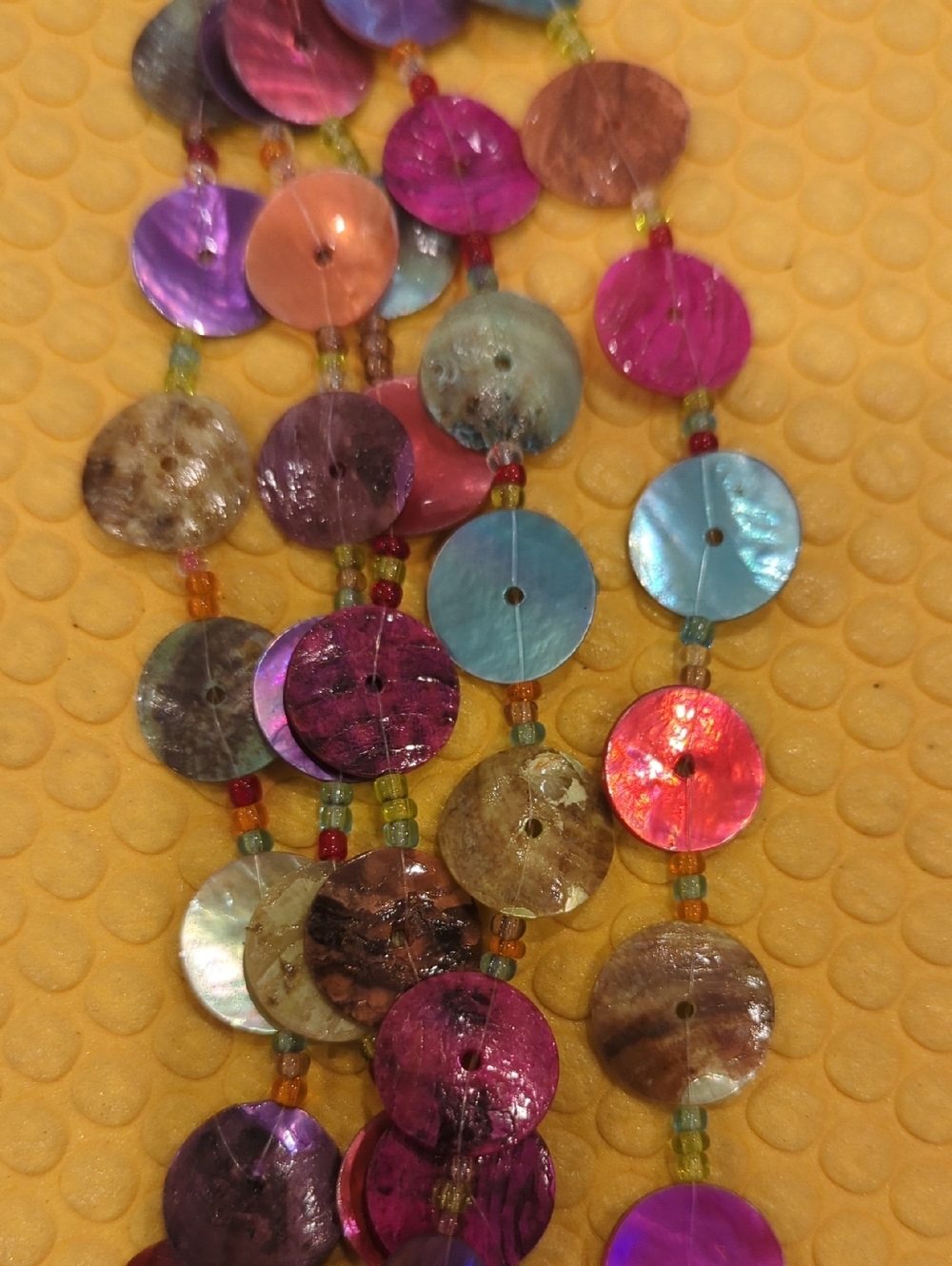 Shell Bead Necklace - Picture 4 of 7